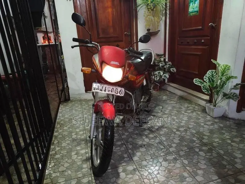 Honda CD Down 2011