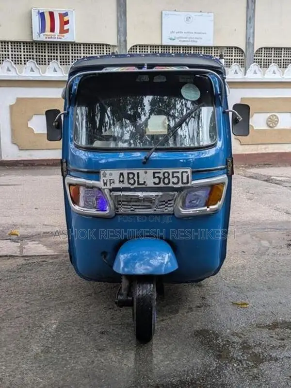 TVS King Three Wheeler 2006