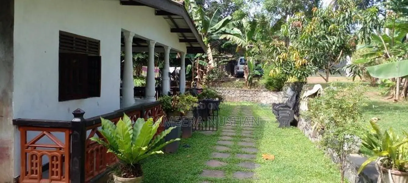 Land With House For Sale In Kandana