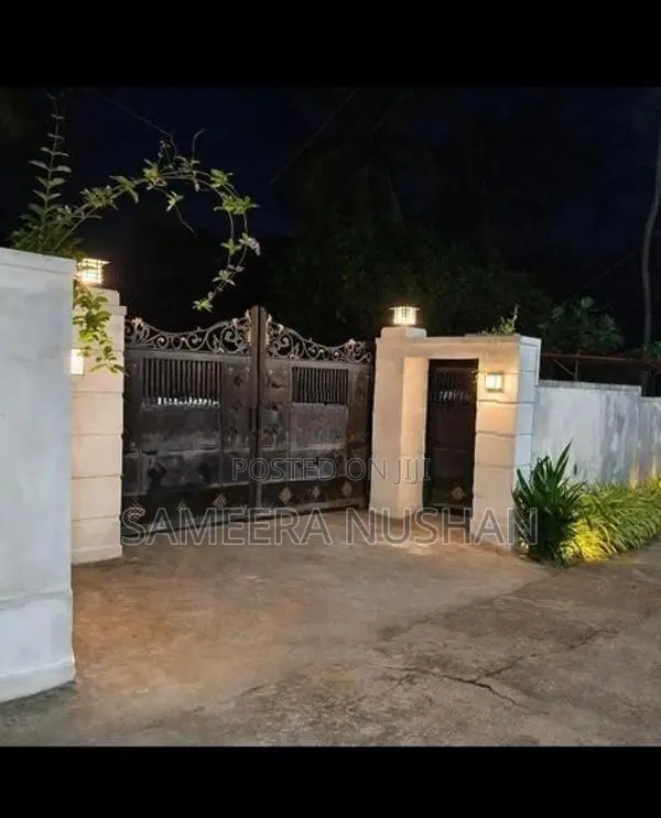 Land With House For Sale In Kandana