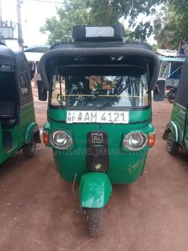 Bajaj RE 2013