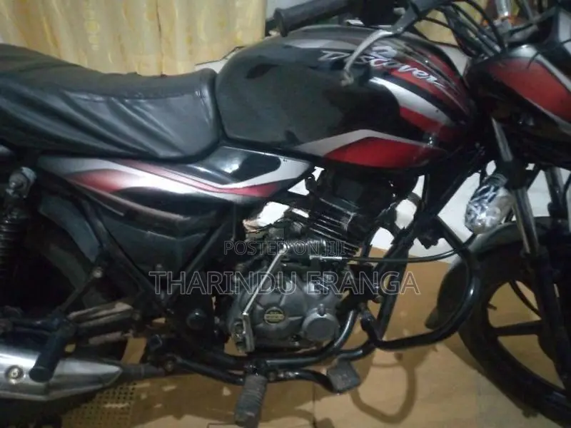 Bajaj Discover 2013