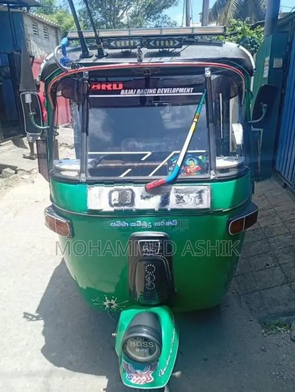 Bajaj RE 2006