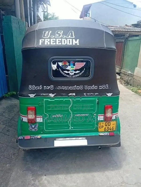Bajaj RE 2006