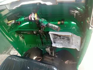 Bajaj RE 2006