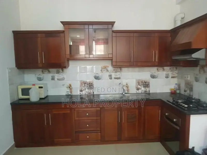 3 BHK Semi Furnished Apartment Mount Lavania