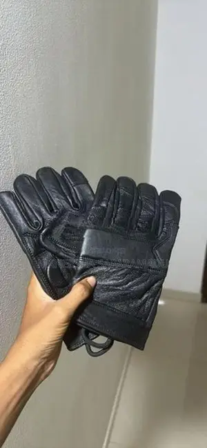 Bike Leather Gloves ( Touch Screen Compatible )