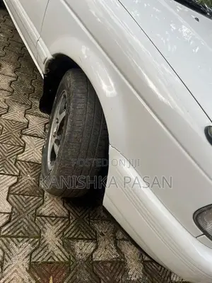 Nissan Sunny Super Saloon 1990