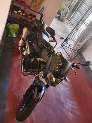 Bajaj Pulsar 200 2008