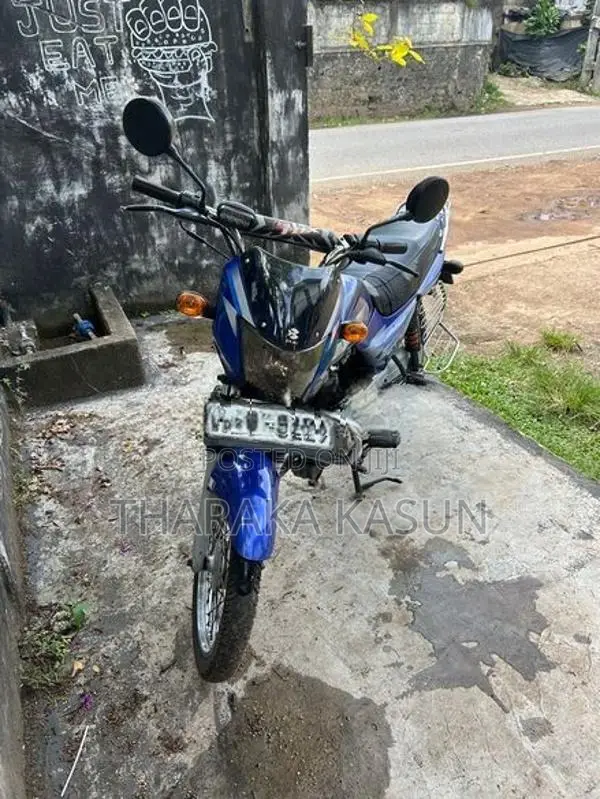 Bajaj CT100 2011