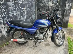 Bajaj CT100 2011