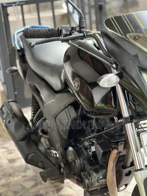 Yamaha SZR 2011
