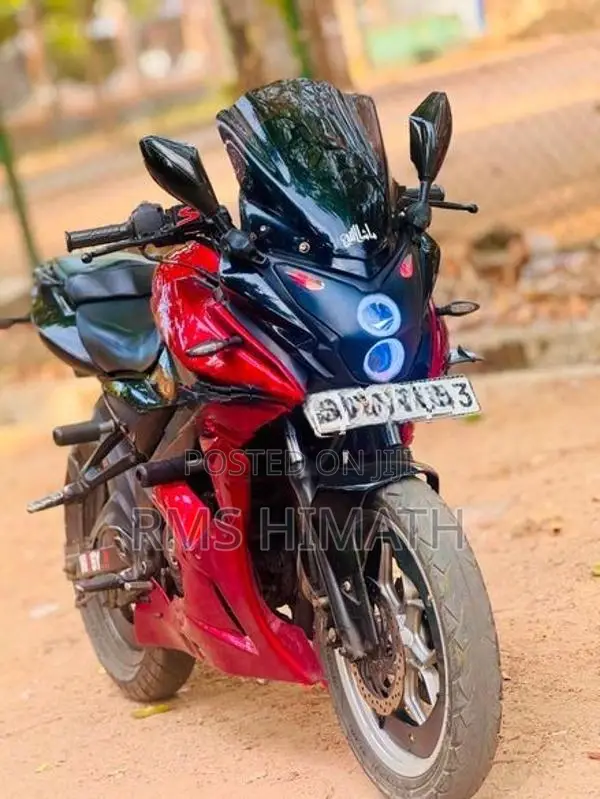 Bajaj Pulsar 150 2018