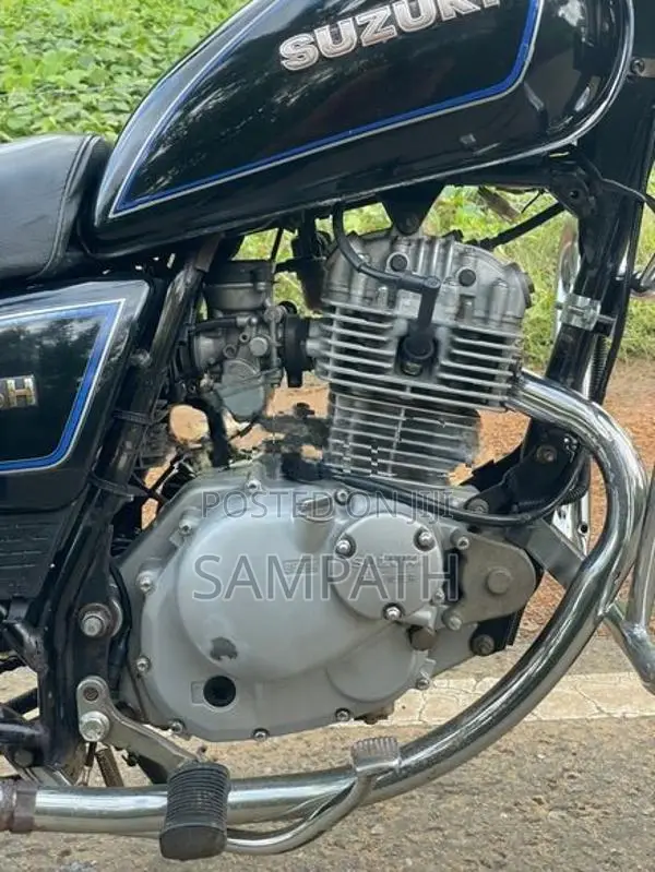 Suzuki GN 125 H 2015