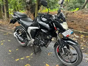 Yamaha FZs V2 2016
