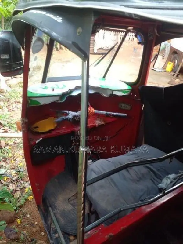 Bajaj RE 1993
