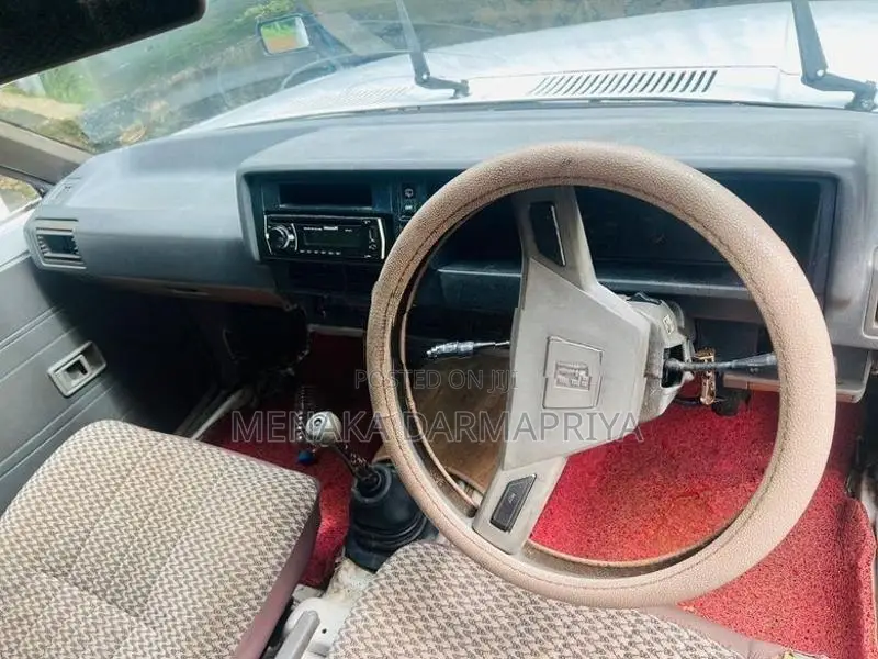 Toyota Corolla DX 1985