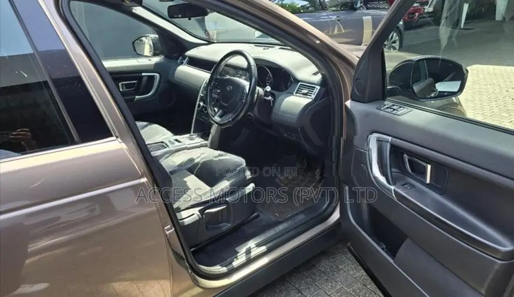 Land Rover Discovery Sport 2016