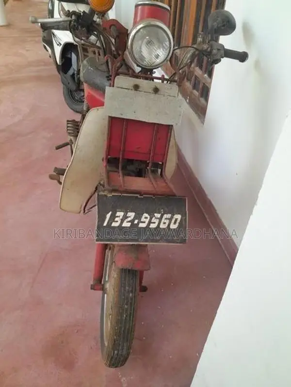 Yamaha Mate 2000