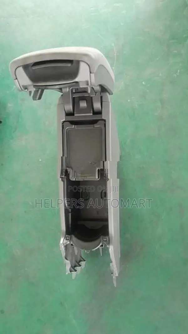 Toyota Prius 30 Center Console Box