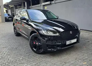 Jaguar F-Pace 25t AWD 2019