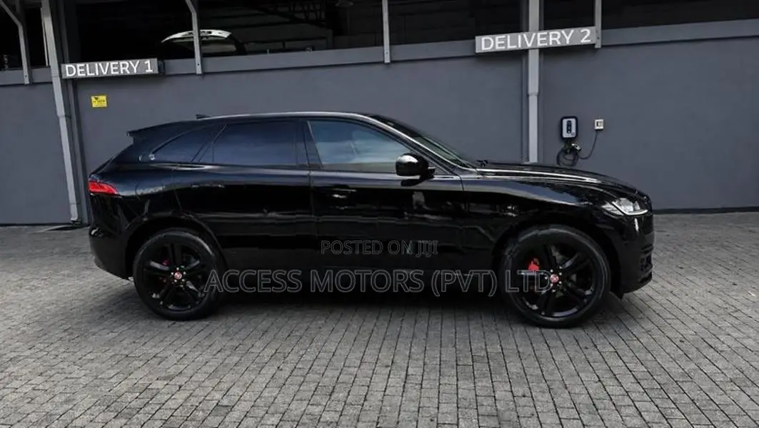 Jaguar F-Pace 25t AWD 2019