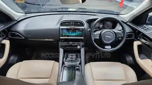 Jaguar F-Pace 25t AWD 2019