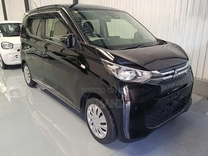 Mitsubishi eK Space 2023