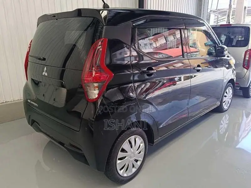 Mitsubishi eK Space 2023