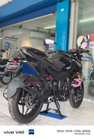 Bajaj Pulsar N160 Premium 2026