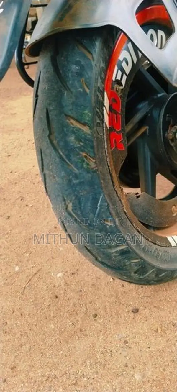 Bajaj Pulsar 150 2015