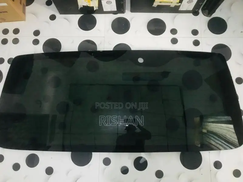 KDH Flatroof Rear Glass