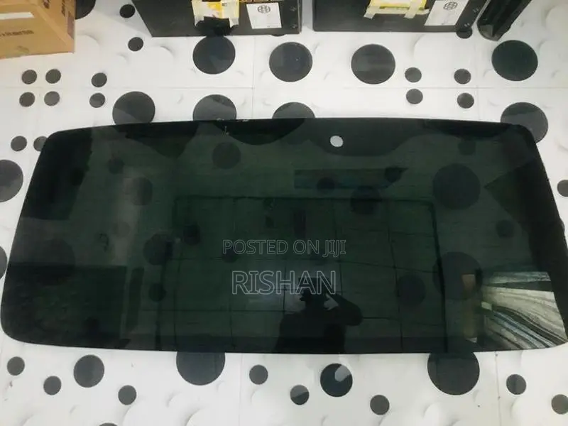 KDH Flatroof Rear Glass