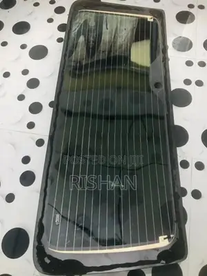 KDH Flatroof Rear Glass