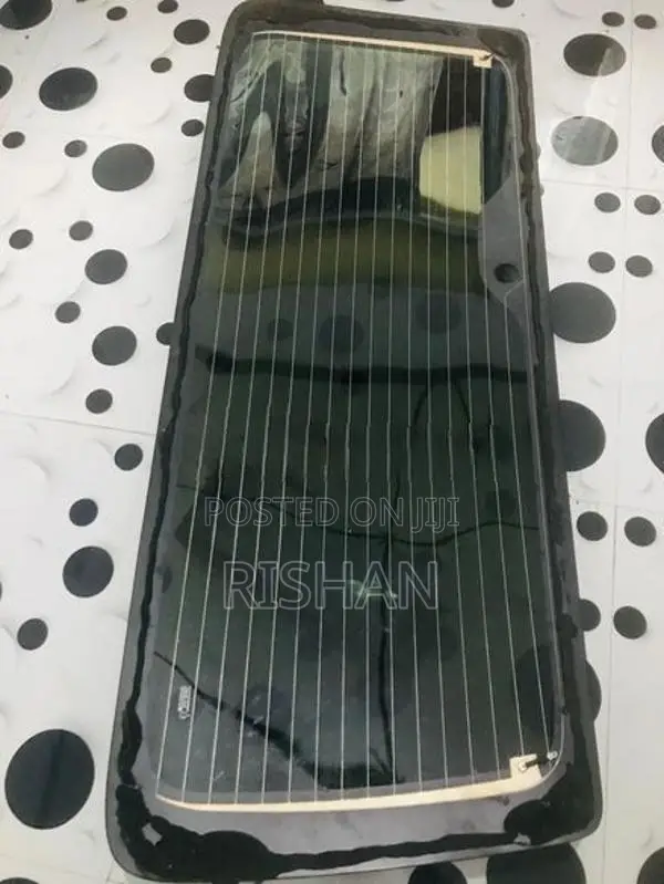 KDH Flatroof Rear Glass