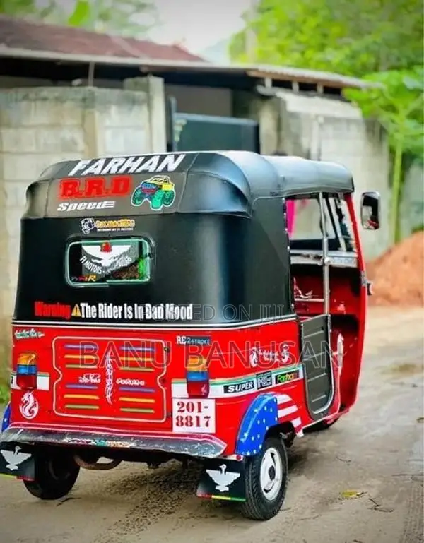 Bajaj RE 1999