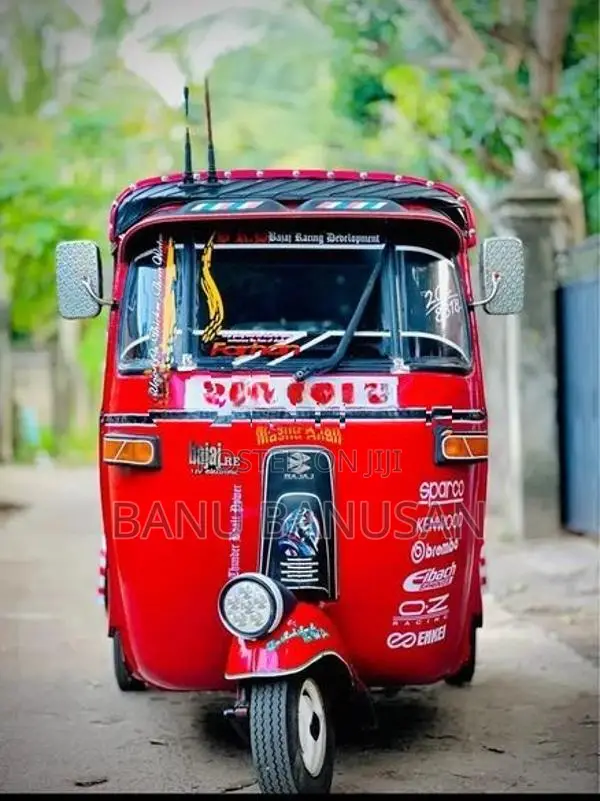 Bajaj RE 1999