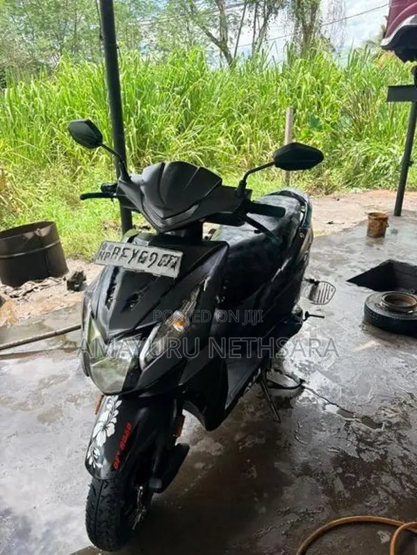 Honda Dio 2017