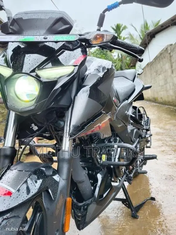 Bajaj Pulsar N160 Normal 2026