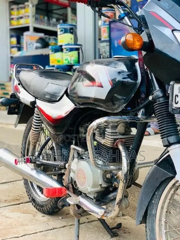Bajaj CT100 2006
