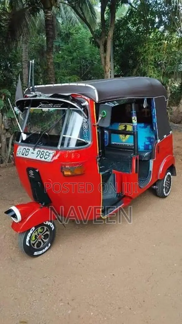 Bajaj RE 2006