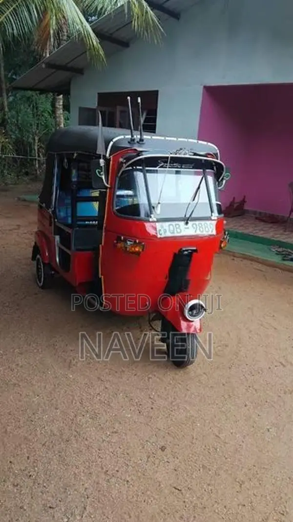 Bajaj RE 2006