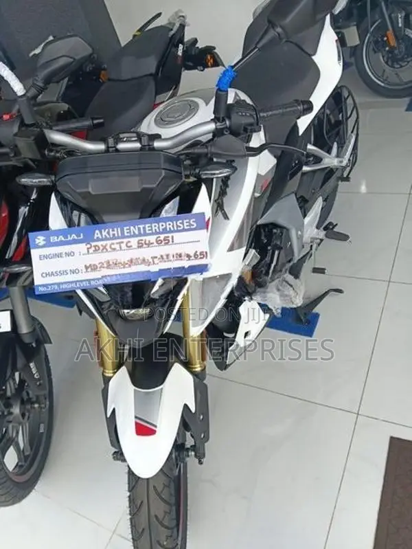 Bajaj Pulsar N160 Premium 2026