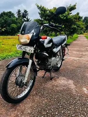 Bajaj CT100 2006