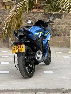 Suzuki Gixxer SF 2017