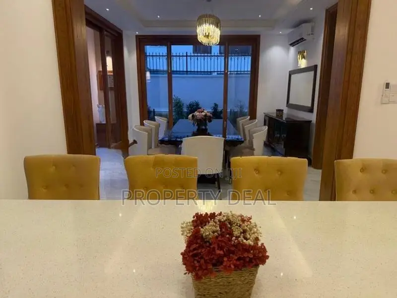 Luxury House for Sale in Battaramulla – PDH371