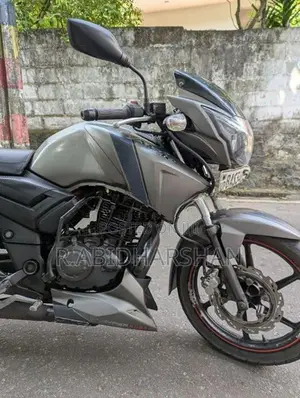 TVS Apache 2014