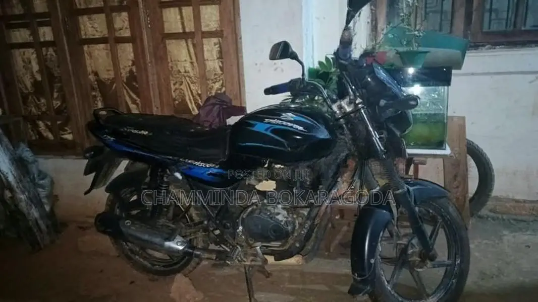 Bajaj Discover 2026