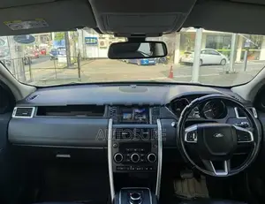 Land Rover Discovery Sport 2017
