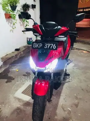 Hero XOOM 125R 2025
